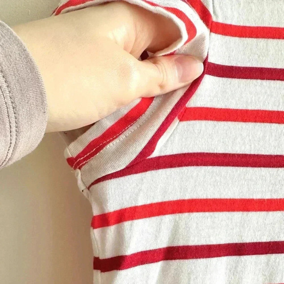 GAP Favorite T-Shirt, Women’s Red Maroon Striped Short Sleeve Shirt, Size Large - Picture 3 of 16